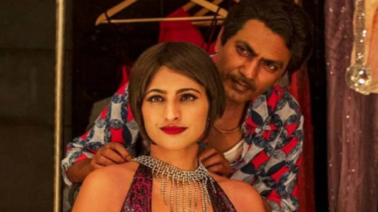 Kubbra Sait says Nawazuddin Siddiqui is extremely ‘shy’; Recalls telling him ‘chal na sex scene karte hai’ 