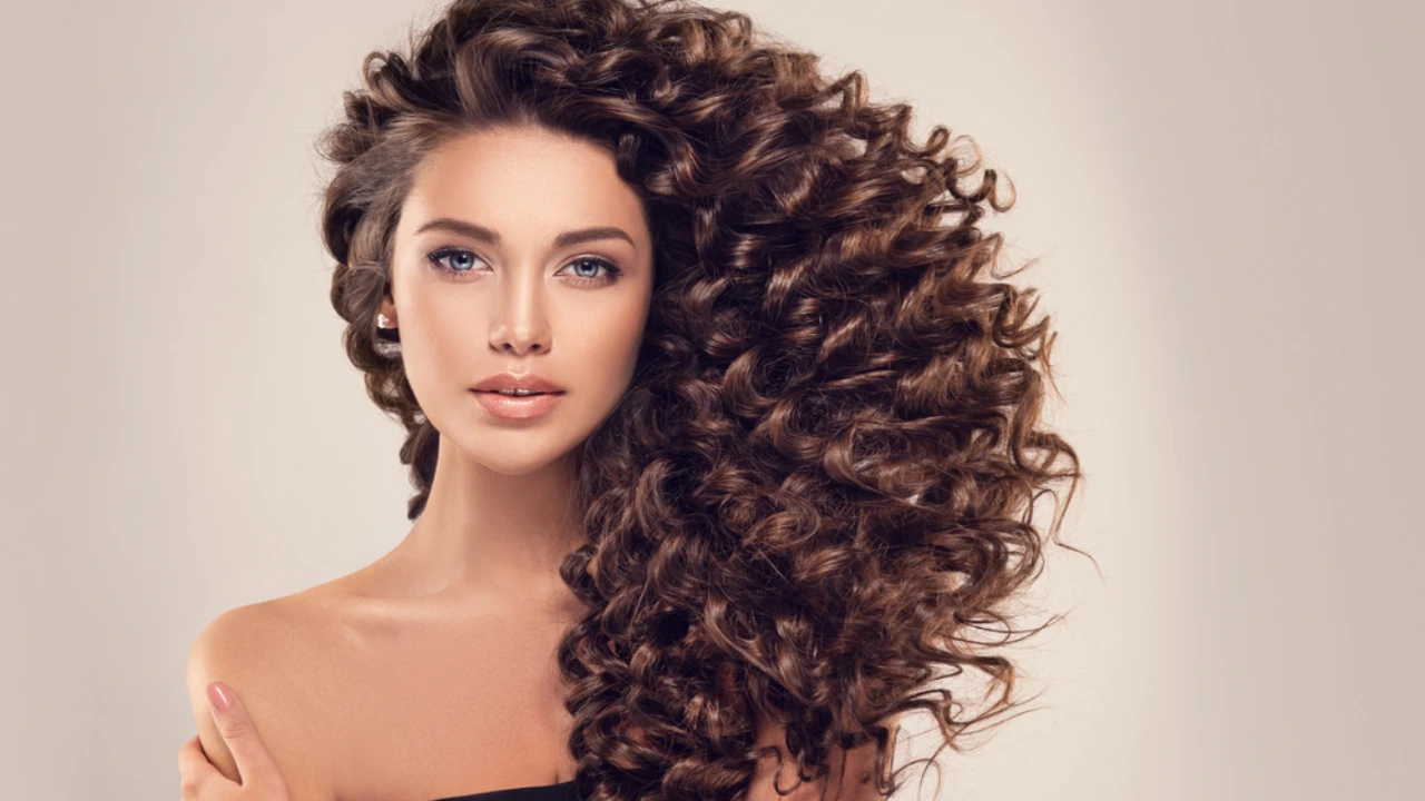 45 Mesmerizing Perm Hairstyles to Make You Steal the Spotlight