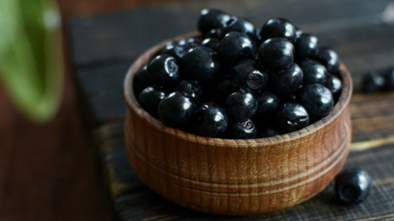 Health Benefits of Black Currant: Nutrition & How to Use | PINKVILLA