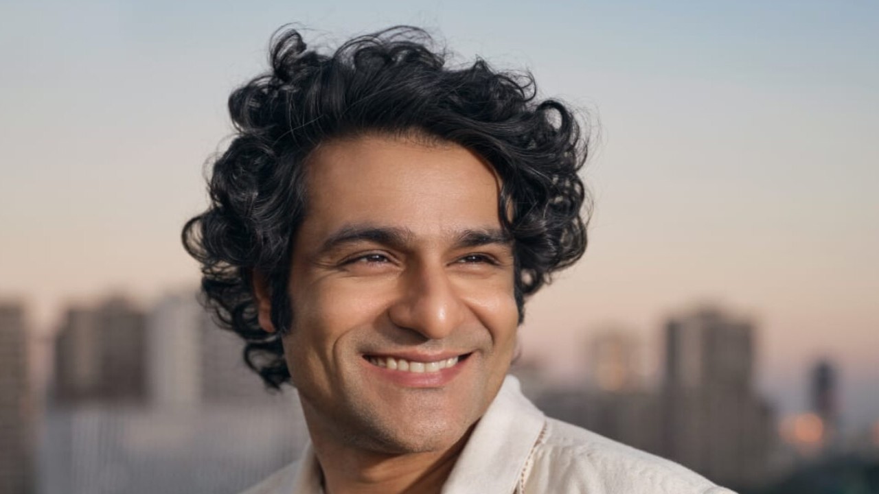 Sunny Hinduja is gearing up for the release of the web-series centered around his character Sandeep Bhaiya from TVF Aspirants Sunny Hinduja