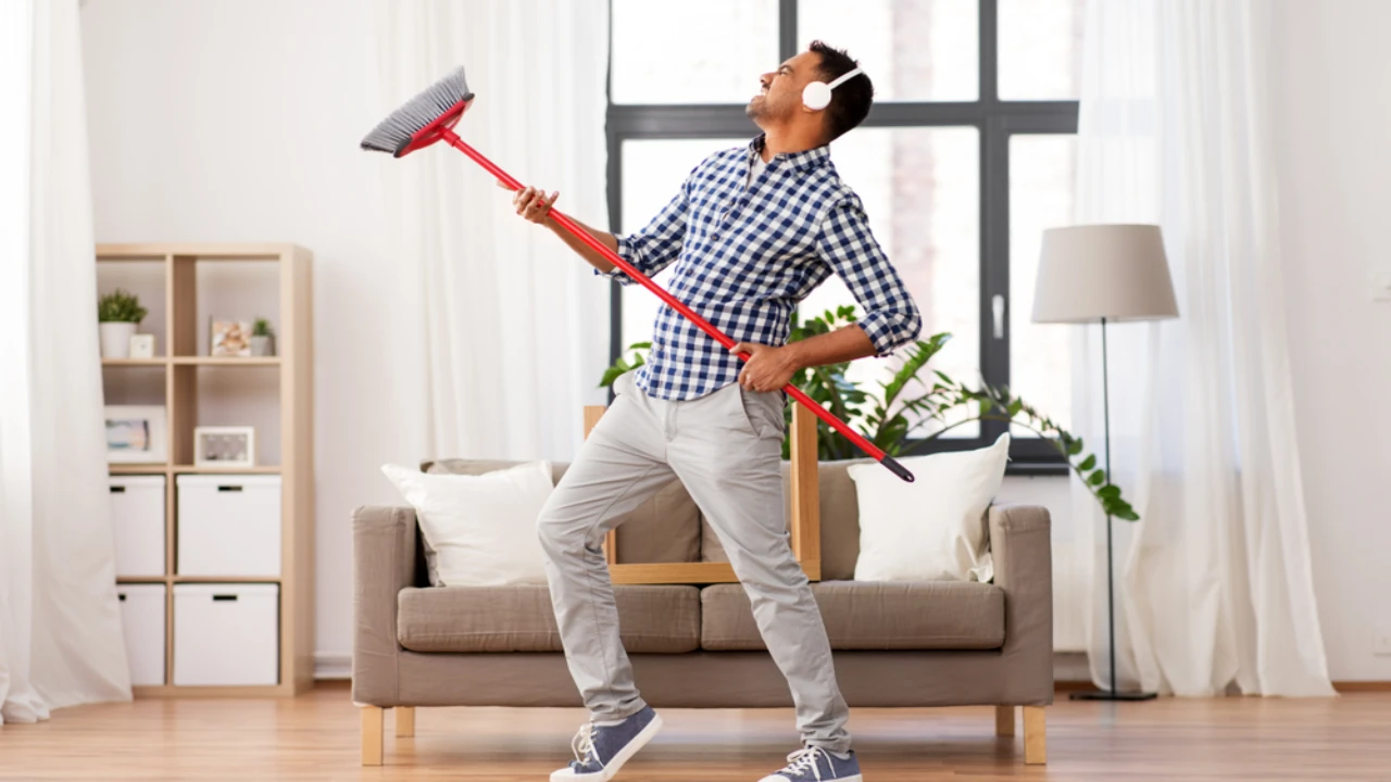 Aries to Libra: 4 Zodiac Signs Who Spend All Their Free Time Tidying Up ...