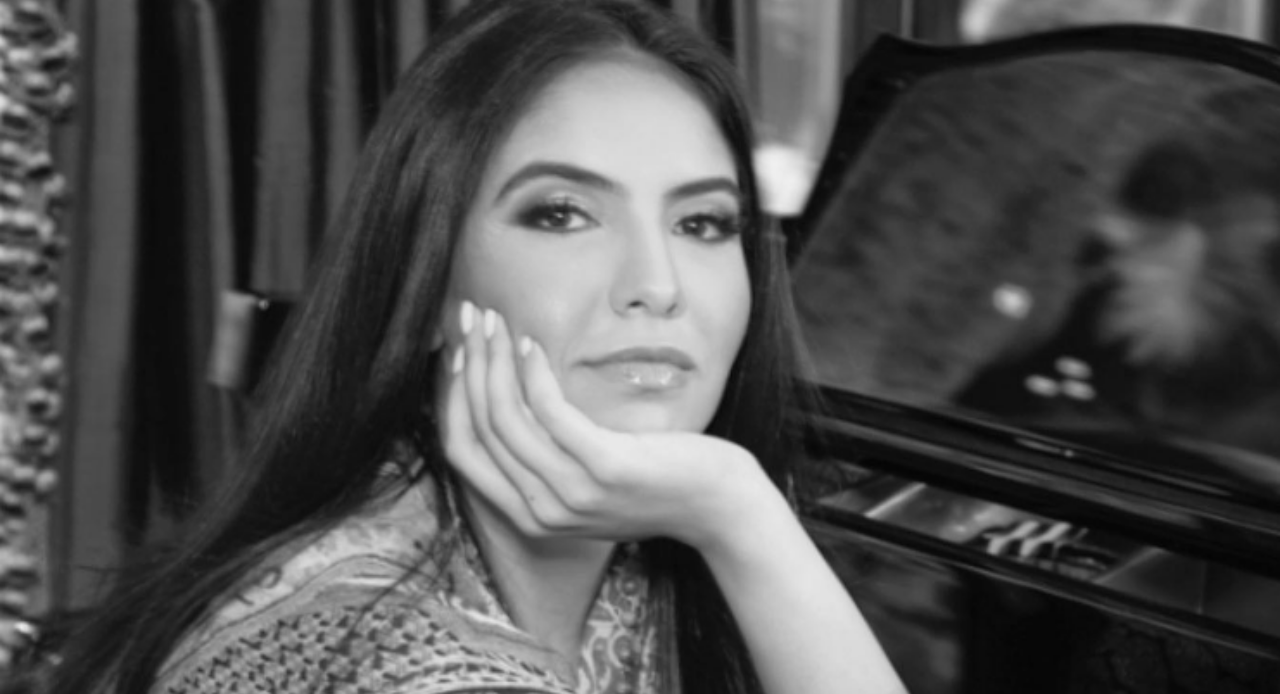 Did you know that Noor Alfallah dated Clint Eastwood, Mick Jagger before Al Pacino? Here’s her dating history