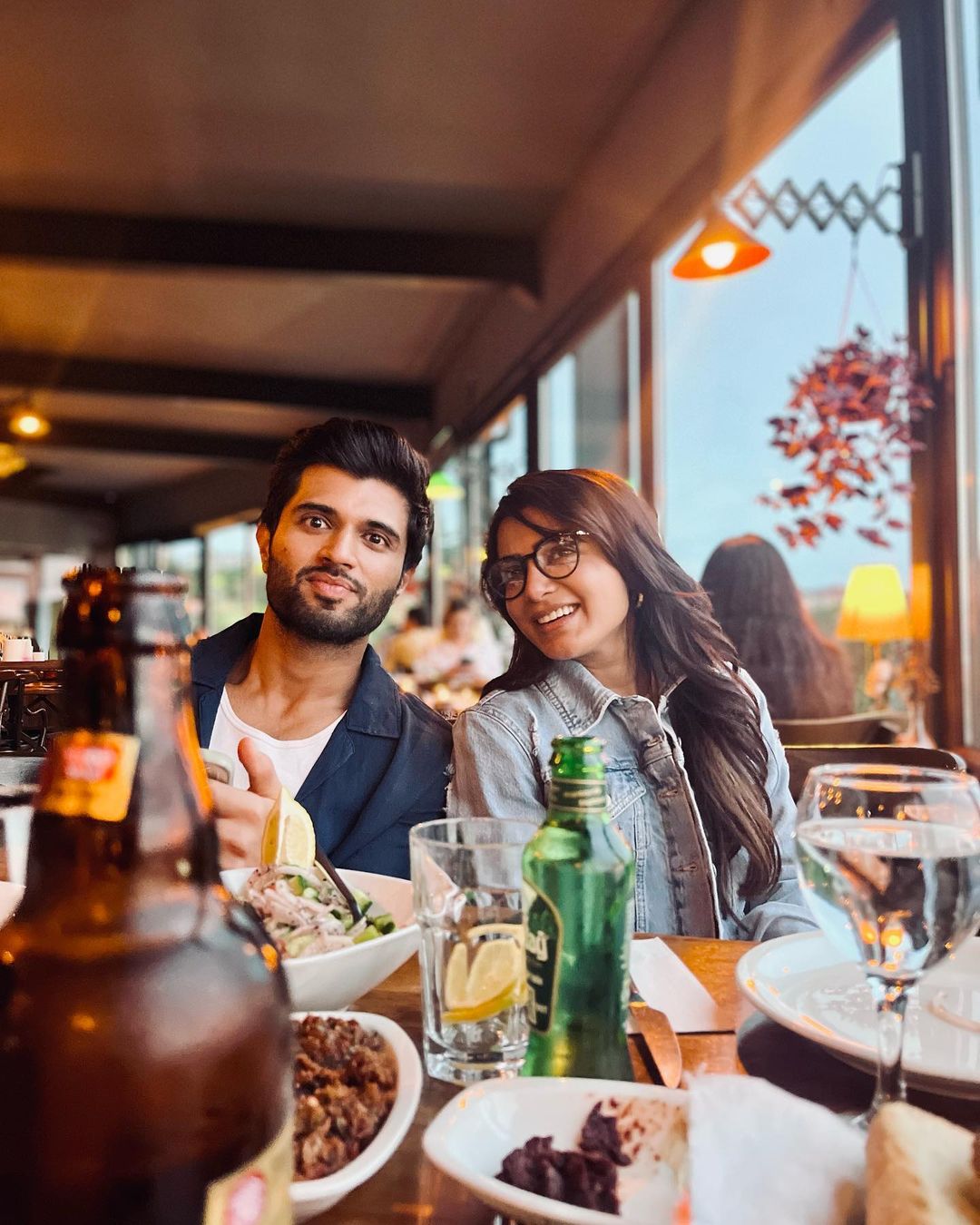 Bức ảnh lan truyền của Vijay Deverakonda và Samantha đến từ Thổ Nhĩ Kỳ.  .