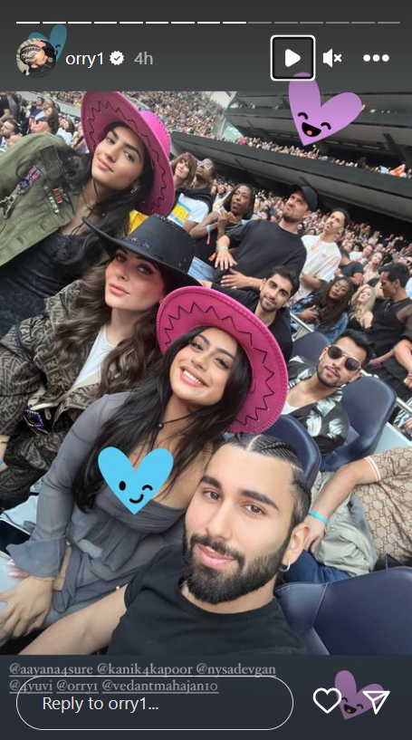 Nysa Devgan and Kanika Kapoor at Beyonce's concert in London