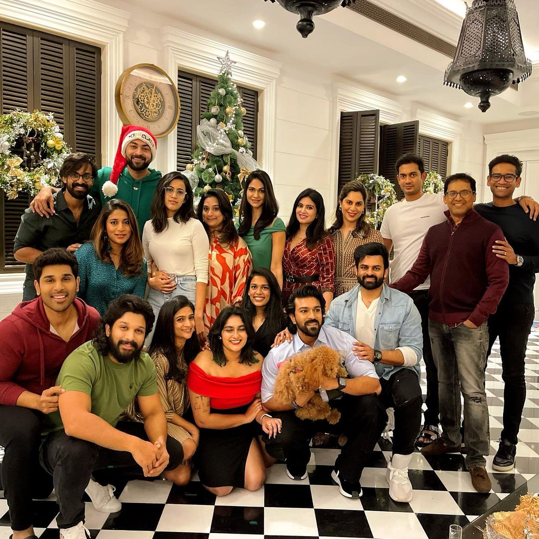 Varun Tej với Ram Charan và những người khác 
