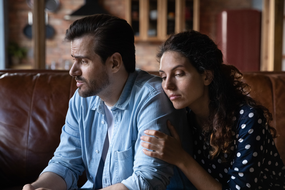 Làm thế nào để đối phó với một người phối ngẫu đau khổ?