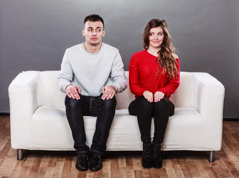 11 Signs of Socially Awkward People