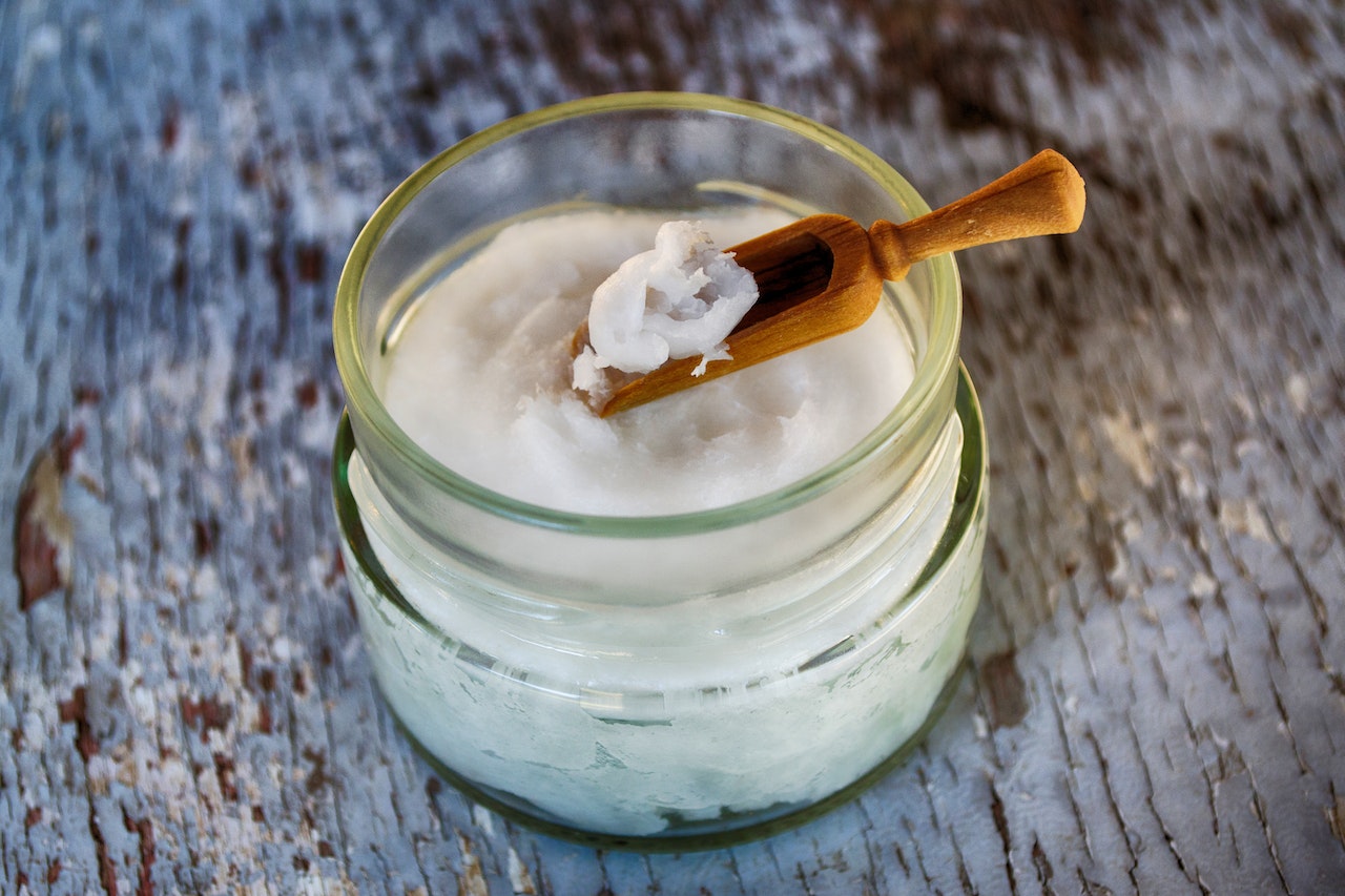 coconut oil for tanning