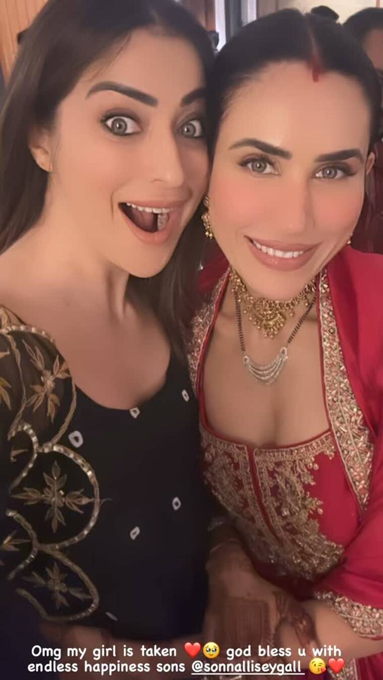 Raai Laxmi and Sonnalli Seygall