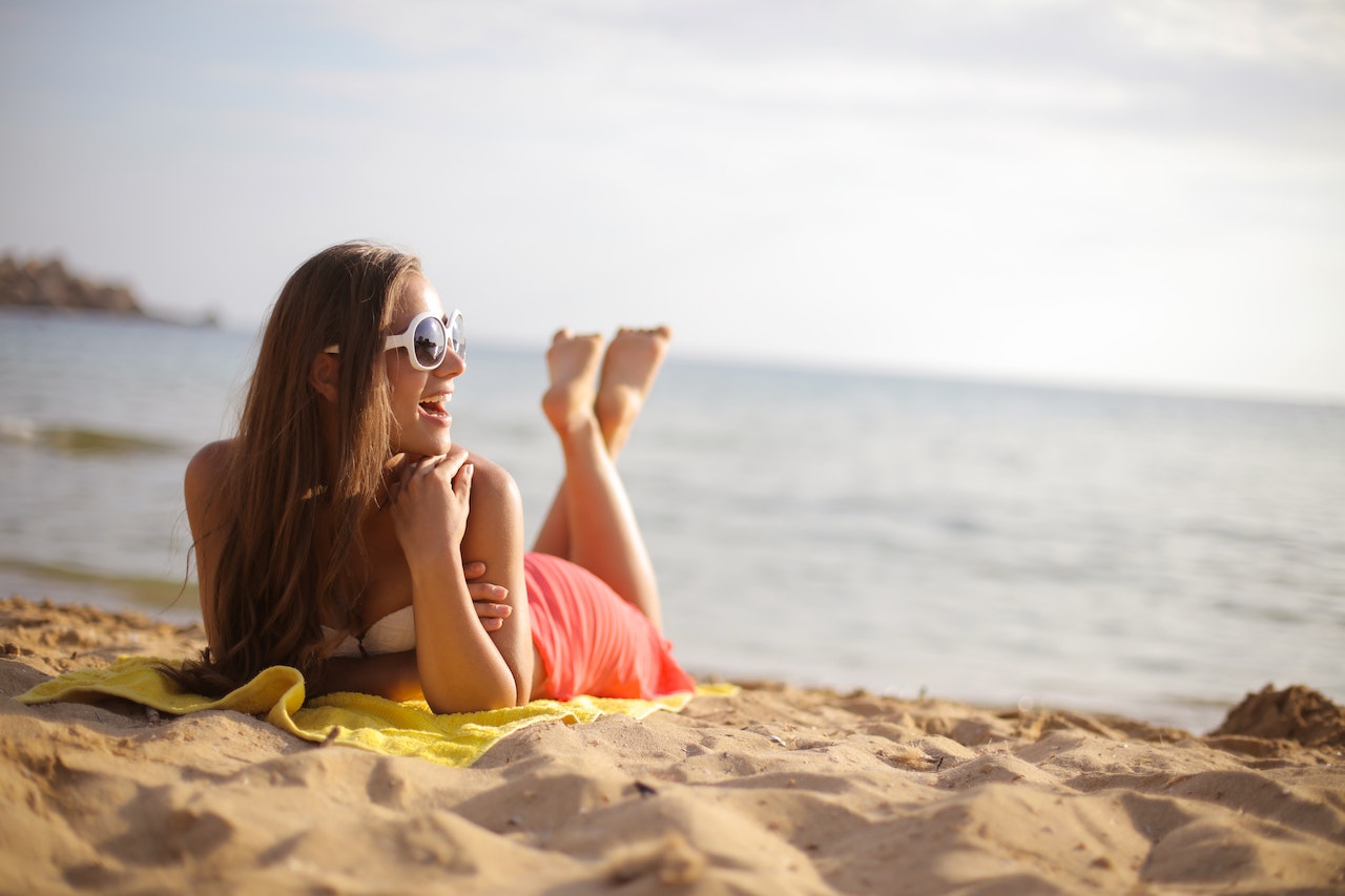 51 Beach Date Ideas to Spice Up Your Relationship