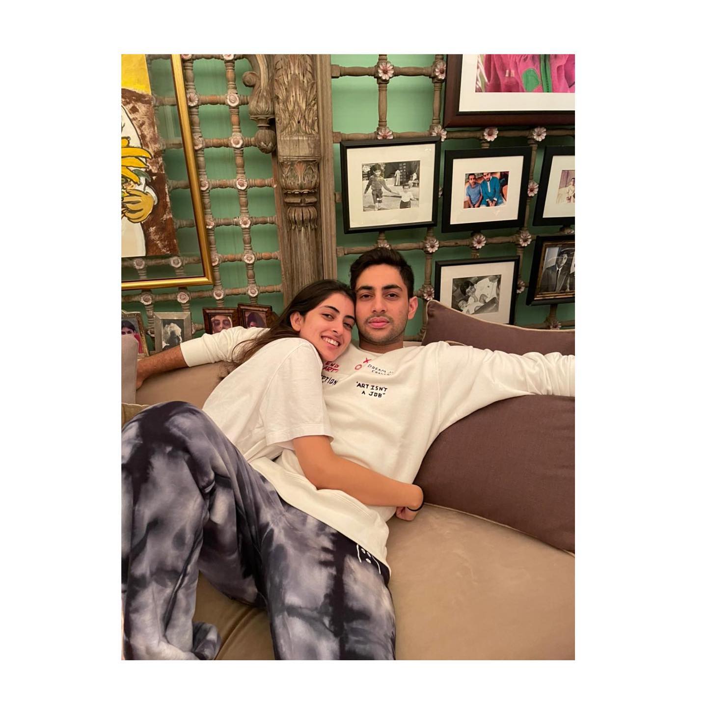 Navya Nanda và Agastya Nanda