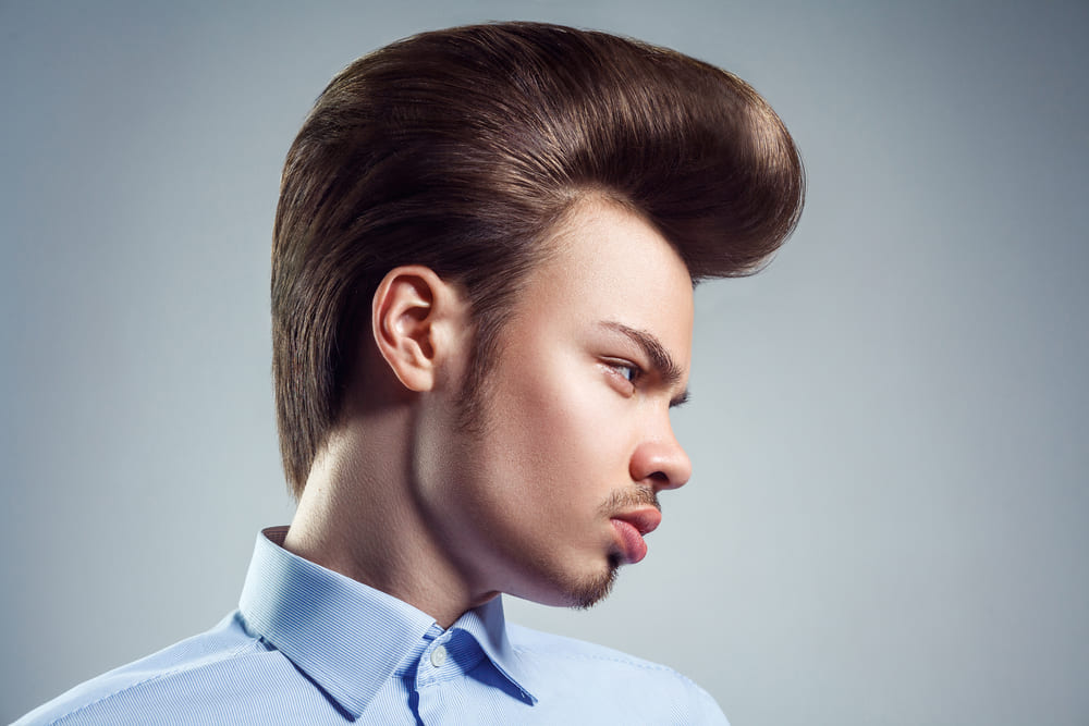 Pompadour de volume total