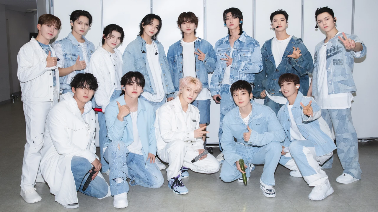 SEVENTEEN: courtesy of SEVENTEEN's Twitter SEVENTEEN: courtesy of SEVENTEEN's Twitter