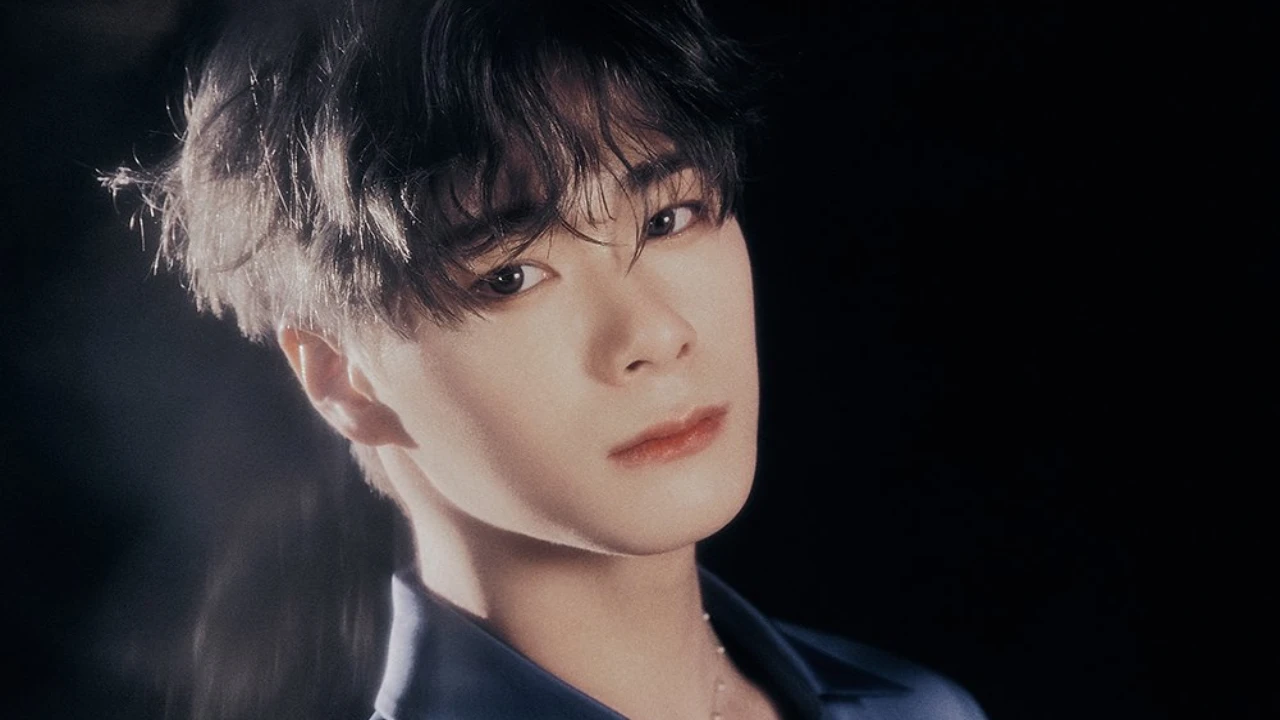 Moonbin: courtesy of Fantagio
