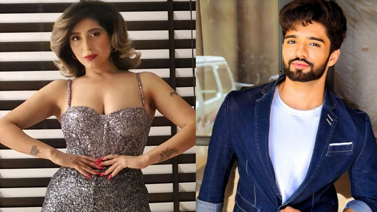 Bigg Boss OTT 2: Neha Bhasin's kiss to Zeeshan Khan's exit, a look at top controversial moments from season 1 Neha Bhasin, Zeeshan Khan