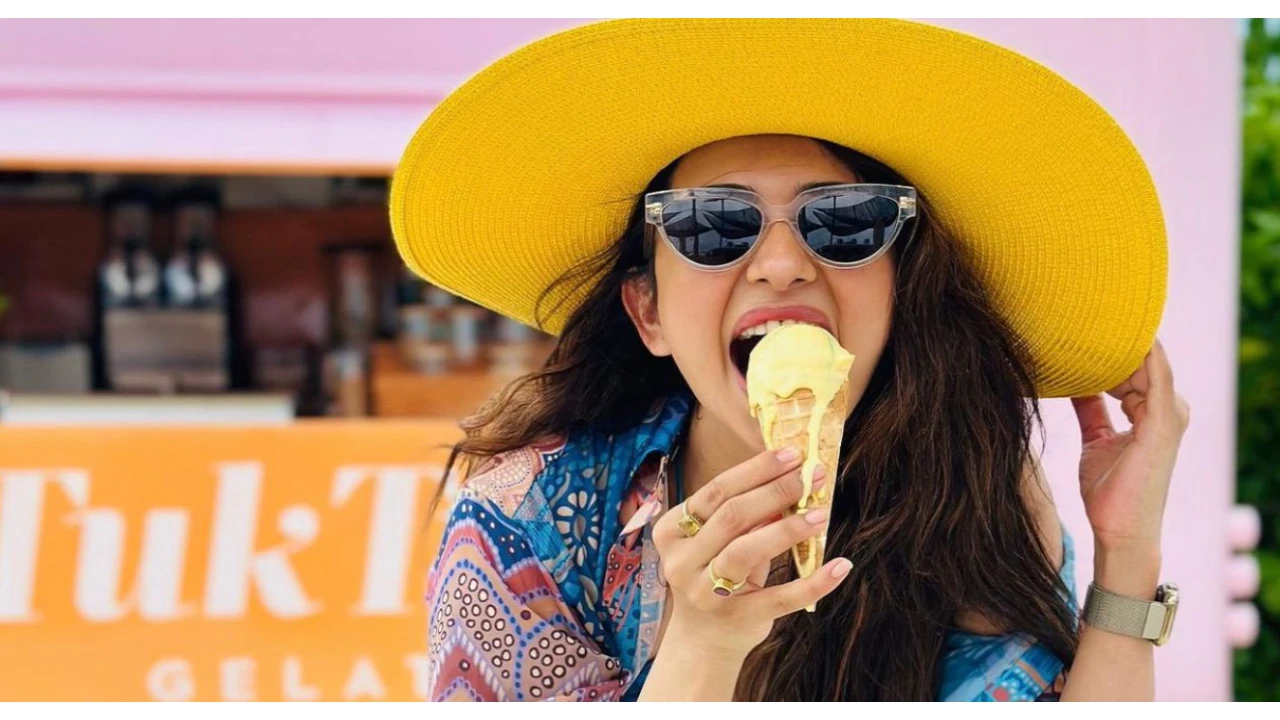 Rakul Preet Singh shells major beach style goals as she drops photos from Maldives vacation rakul-preet-singh-beach-style-maldives-vacation-fashion