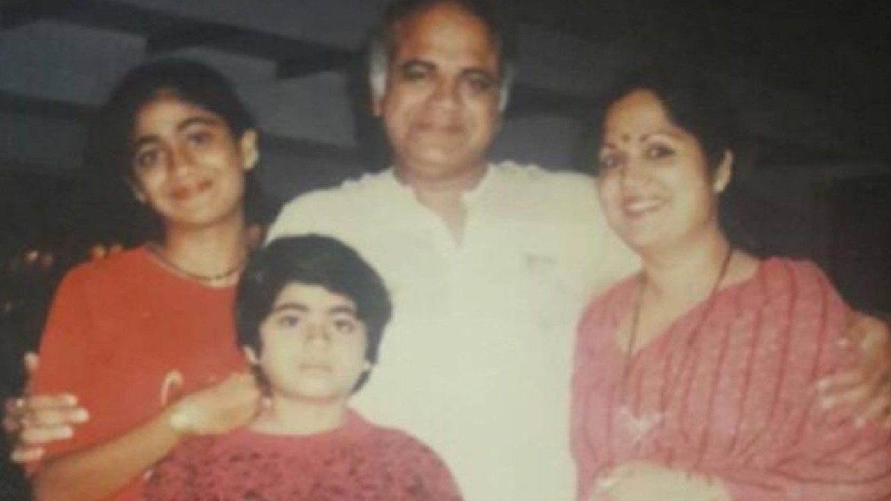 Shilpa Shetty shares priceless throwback pic with mom and dad on Parents' Day; says 'Eternally grateful'