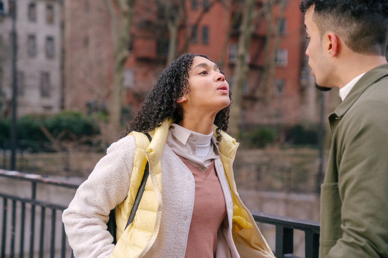 signs your friend doesn't value you