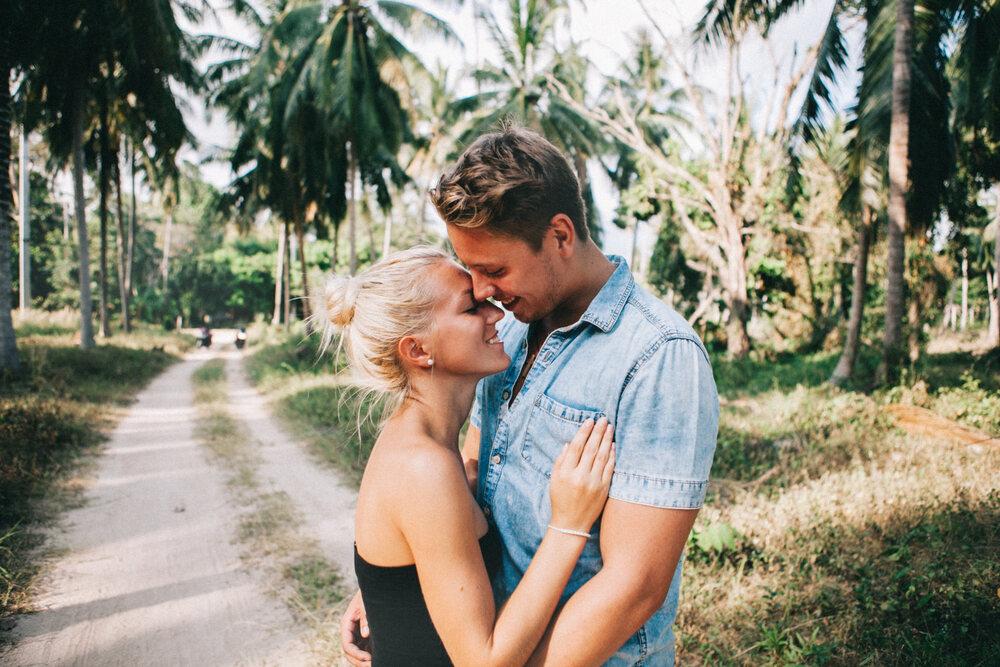couple-photoshoot-ideas