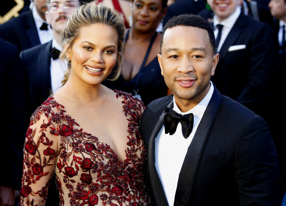 Chrissy Teigen weight loss