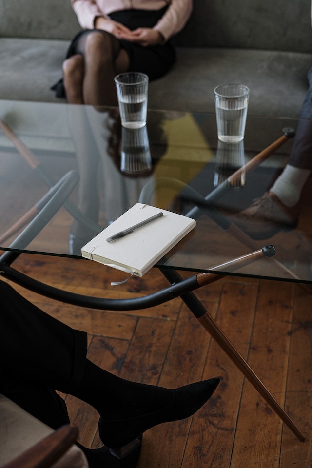 how to handle the silent treatment with dignity