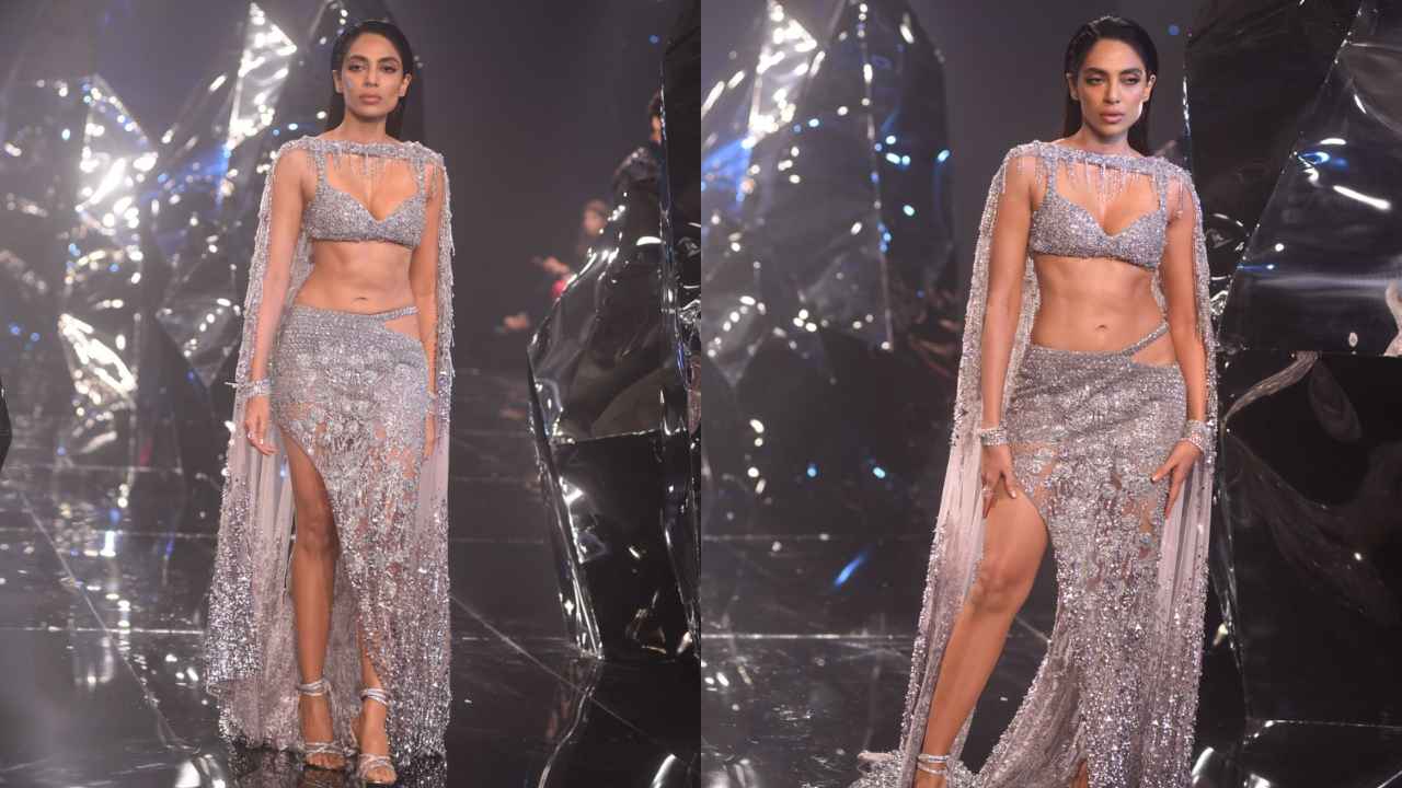 Sobhita Dhulipala owns the ramp in iridescent bralette, risqué skirt co-ord  set by Rohit Gandhi, Rahul Khanna | PINKVILLA