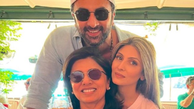 Neetu Kapoor festeggia il suo compleanno con Ranbir Kapoor-Riddhima in Italia;  Queste immagini ne sono la prova