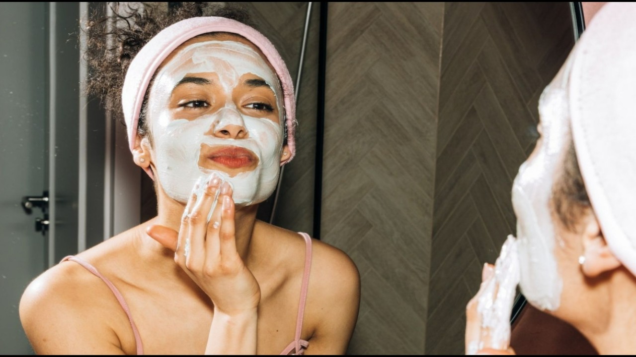 6 Wonderful Skin Tightening Face Packs for Flawless Skin