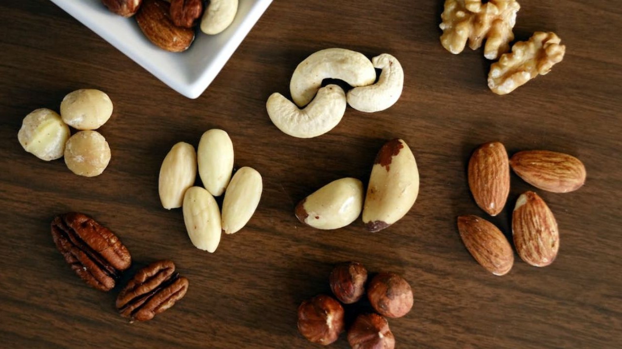 Nuts are Fattening: Debunking the Myth on Weight Gain 