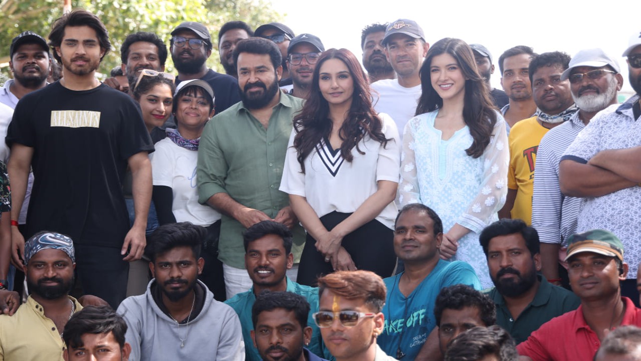 Vrushabha: Mohanlal completes one-month long schedule; shoots scenes with action director Peter Hein Vrushabha: Mohanlal, Shanaya Kapoor film
