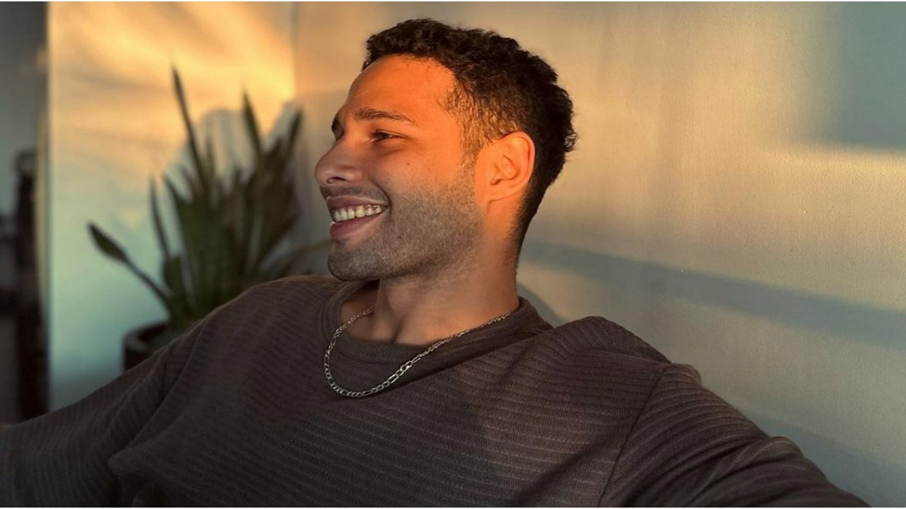 Siddhant Chaturvedi celebrates Chandrayaan 3 landing with slick Gully Boy meme; calls it 'proud moment'