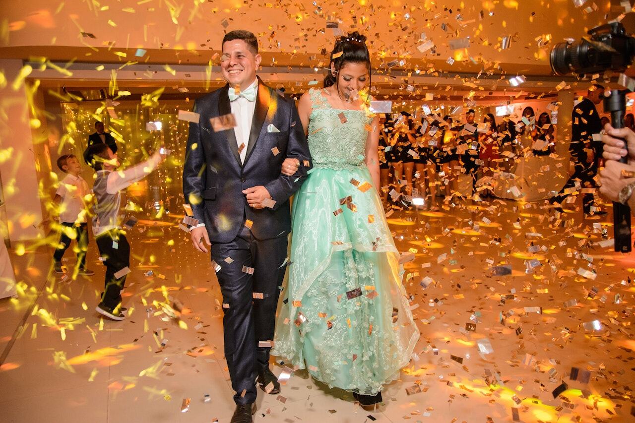 15th Wedding Anniversary Wishes for Sister