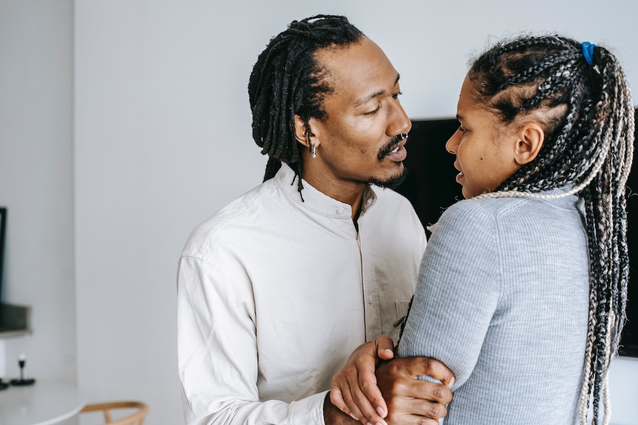 signs of manipulation in a relationship