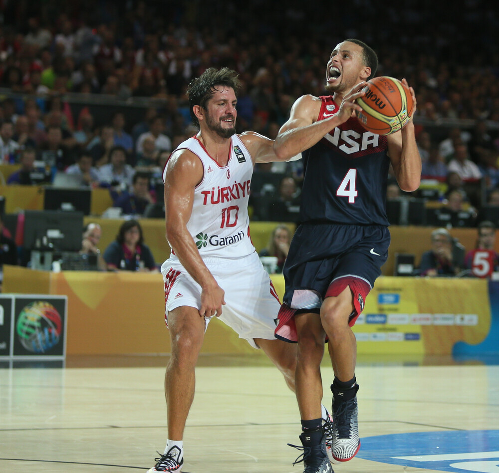  Who is Stephen Curry?