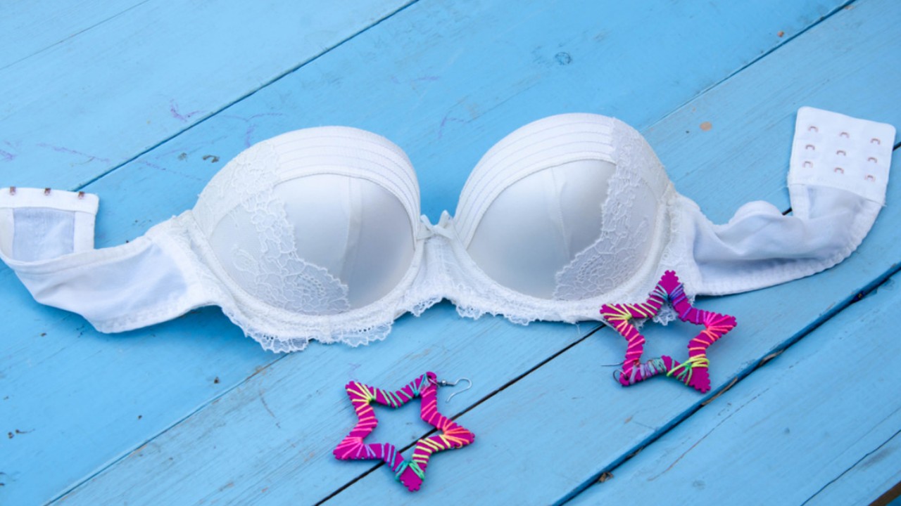 15 Best Strapless Bras for Avoiding Obstinate Red Strap Marks PINKVILLA
