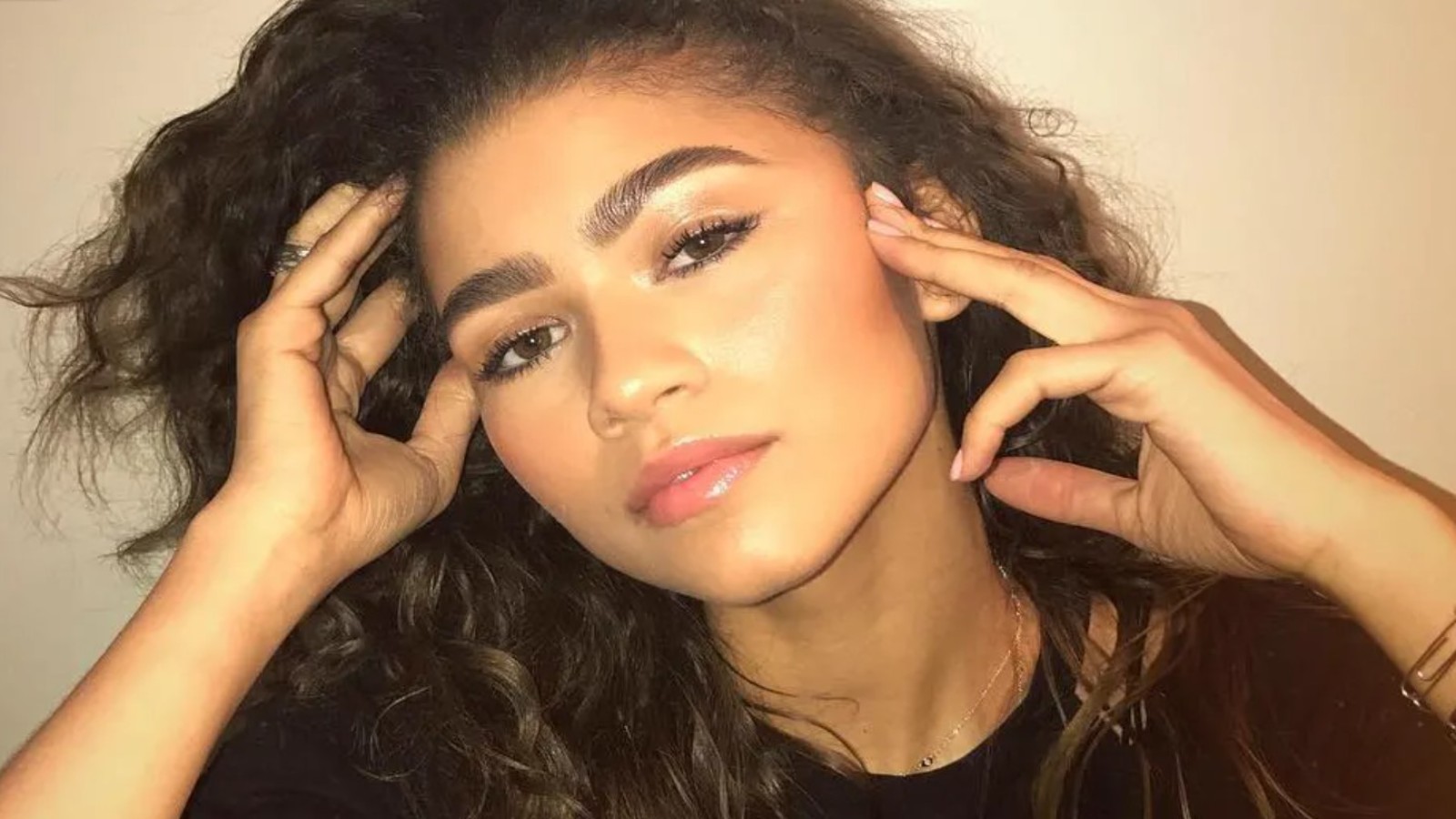 Zendaya Just Debuted A New '90s-Inspired Haircut For Fall