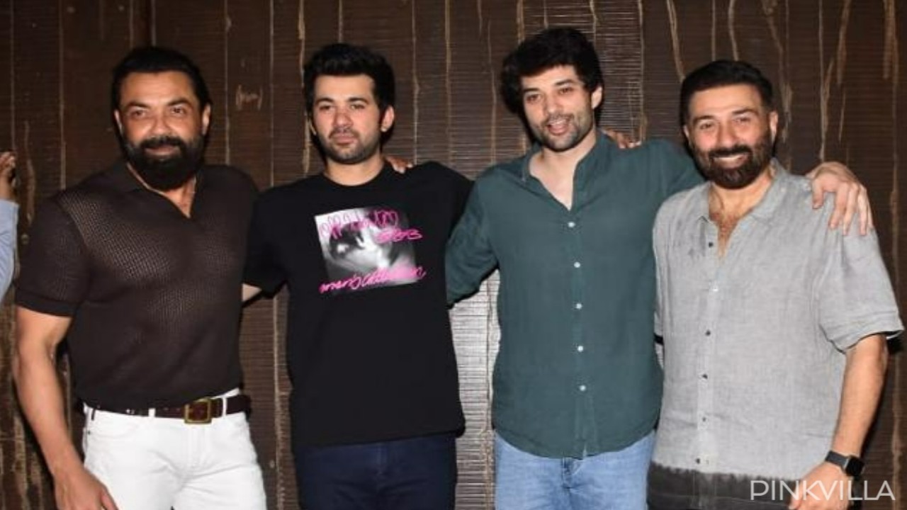 Gadar 2 actor Sunny Deol poses with brother Bobby Deol and sons Karan ...