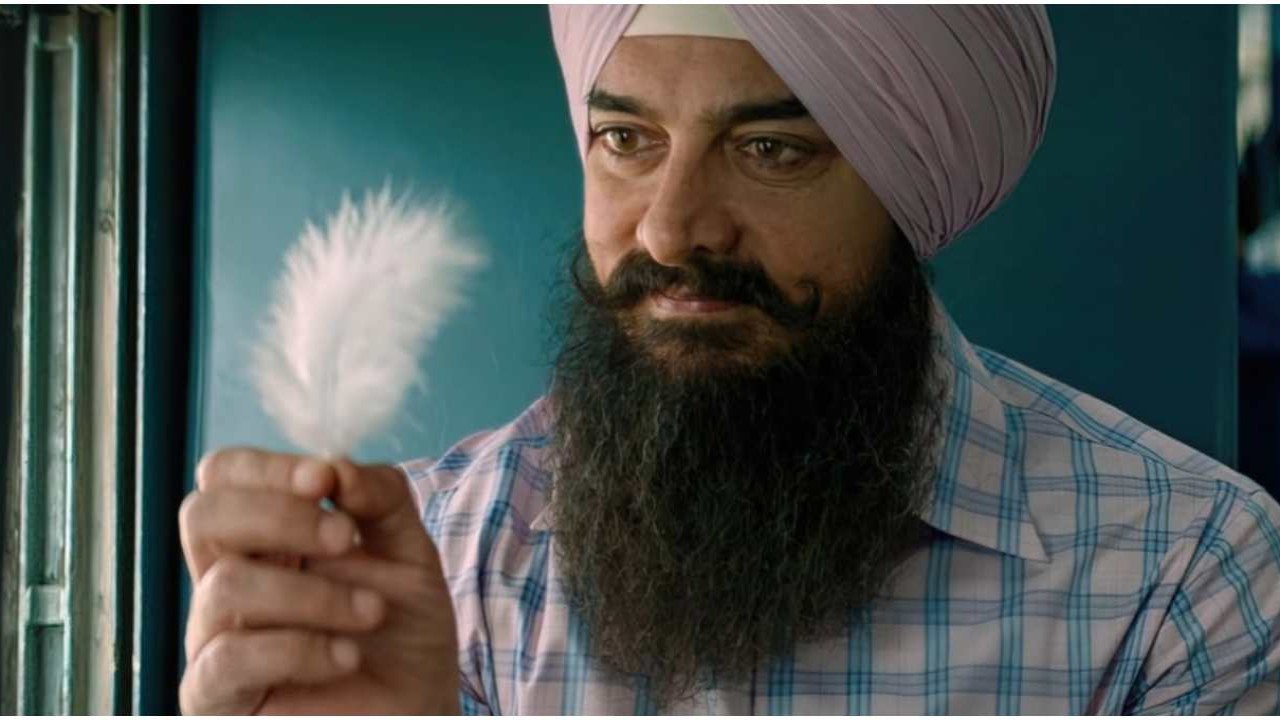 Aamir Khan hosts get-together for Laal Singh Chaddha team to celebrate its success on OTT