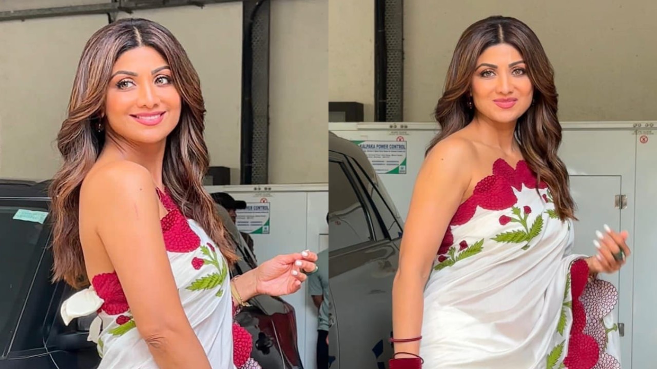 Shilpa Shetty's captivating saree with a twist of applique work is a must have in your wardrobe (PC: Viral Bhayani)