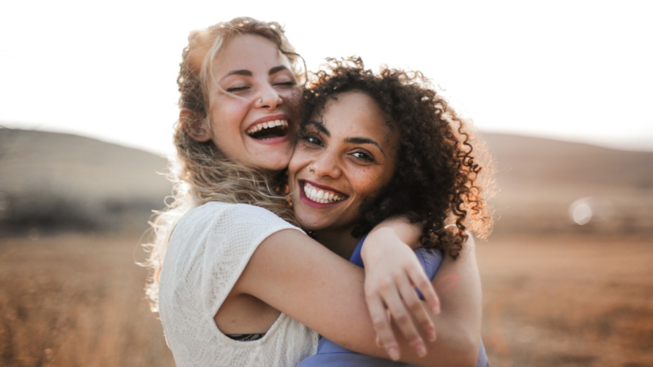 25 Essential Positive Qualities of a Good Friend You Must Seek