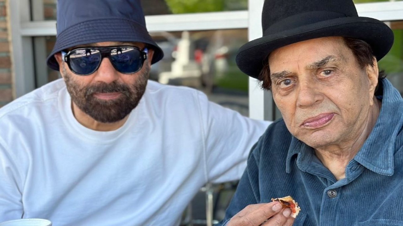 Picture courtesy: Instagram Gadar 2's Sunny Deol gives sneak-peek into pizza party with dad Dharmendra in the US; Esha Deol is all hearts