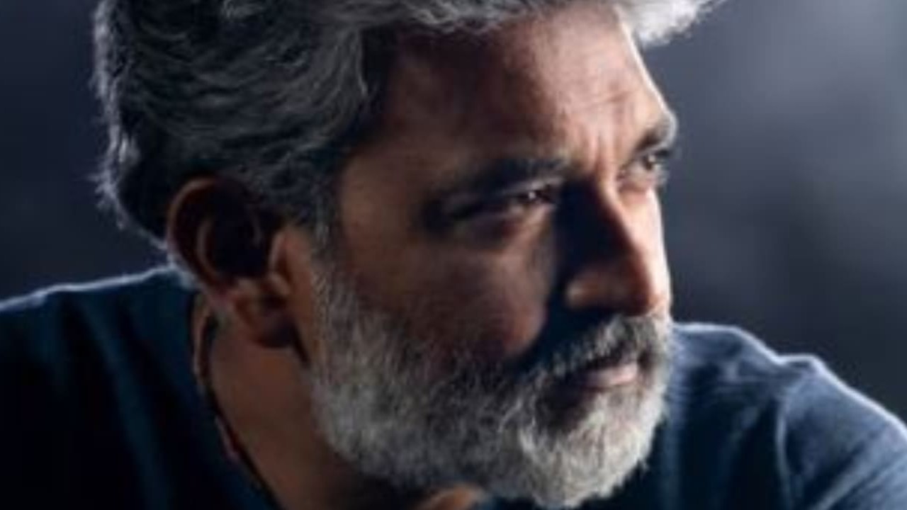 Rajamouli to announce something huge tomorrow, and it is not related to his film with Mahesh Babu