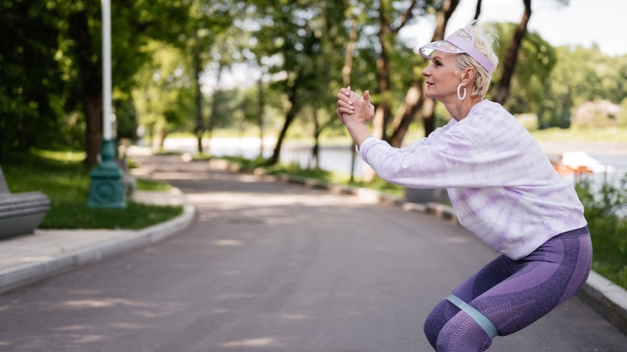 10 Resistance Band Exercises for Legs That You Must Try