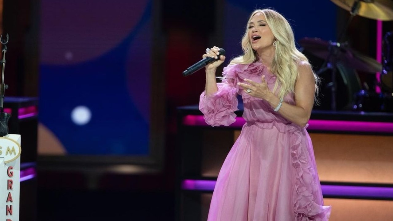 Carrie Underwood’s Workout Routine for a Muscular And Toned Body