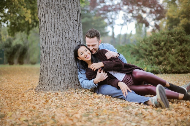 Best Tips on How to Keep a Guy Interested 