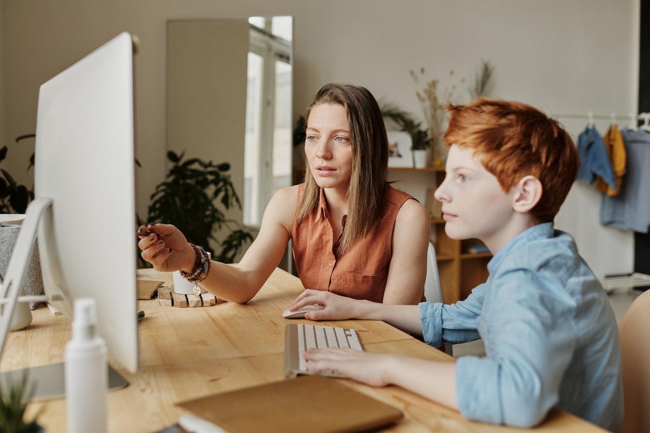 Signs of Parental Emotional Abuse