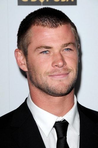 Chris Hemsworth Haircuts
