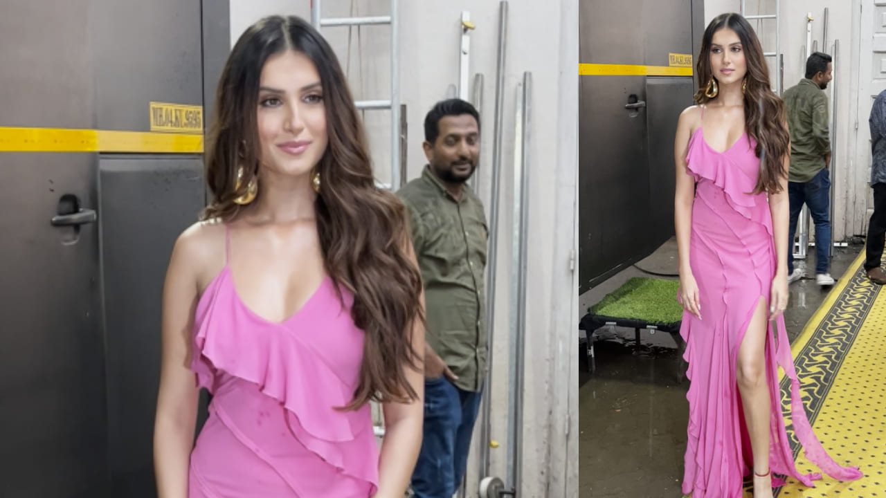 Tara Sutaria gets spotted in a glamorous pink gown