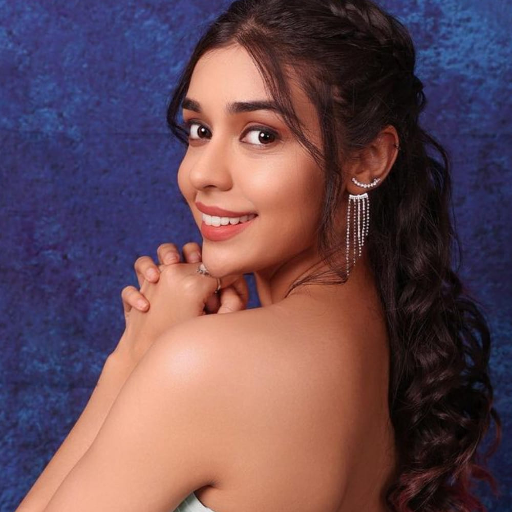 EXCLUSIVE Jhalak Dikhlaa Jaa 11: Bekaboo actress Eisha Singh in talks  EXCLUSIVE Jhalak Dikhlaa Jaa 11: Bekaboo actress Eisha Singh in talks