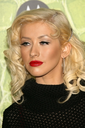 christina aguilera plastic surgery